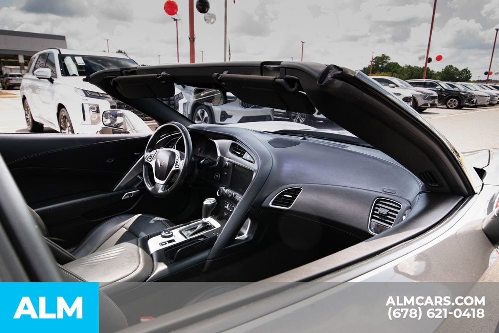 Used 2015 Chevrolet Corvette Stingray Coupe image 12