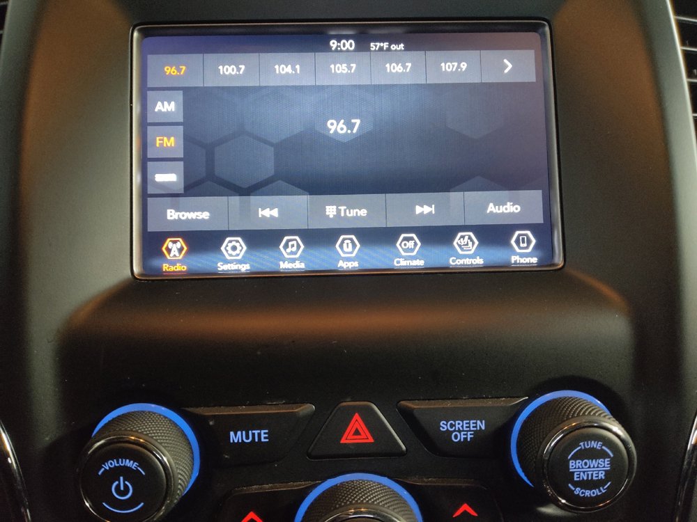 Used 2019 Jeep Grand Cherokee Laredo image 25