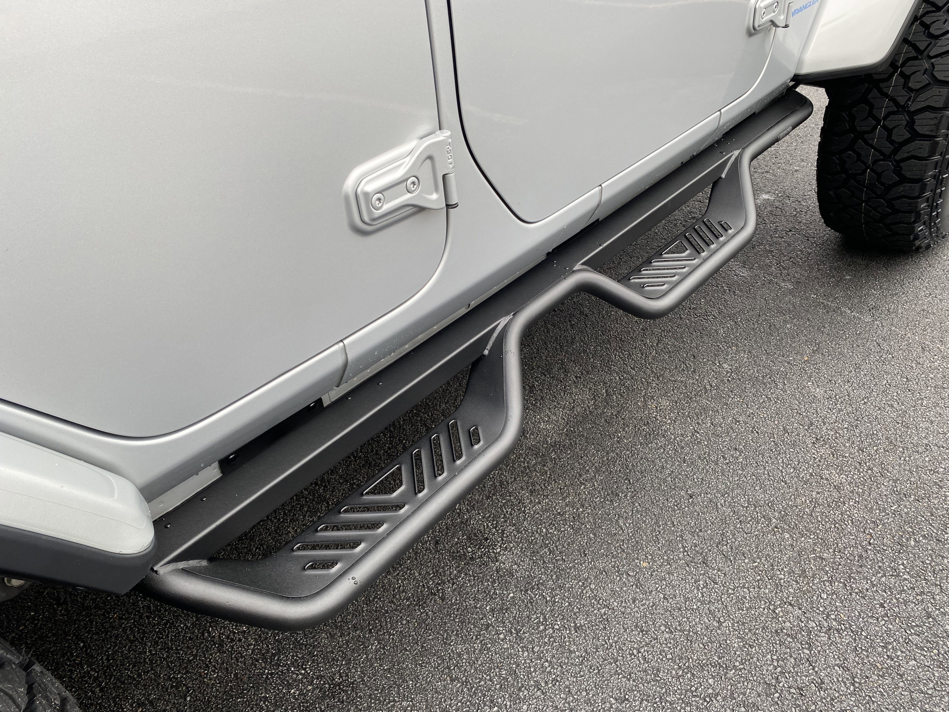 Used 2024 Jeep Wrangler Unlimited Rubicon 4xe image 43