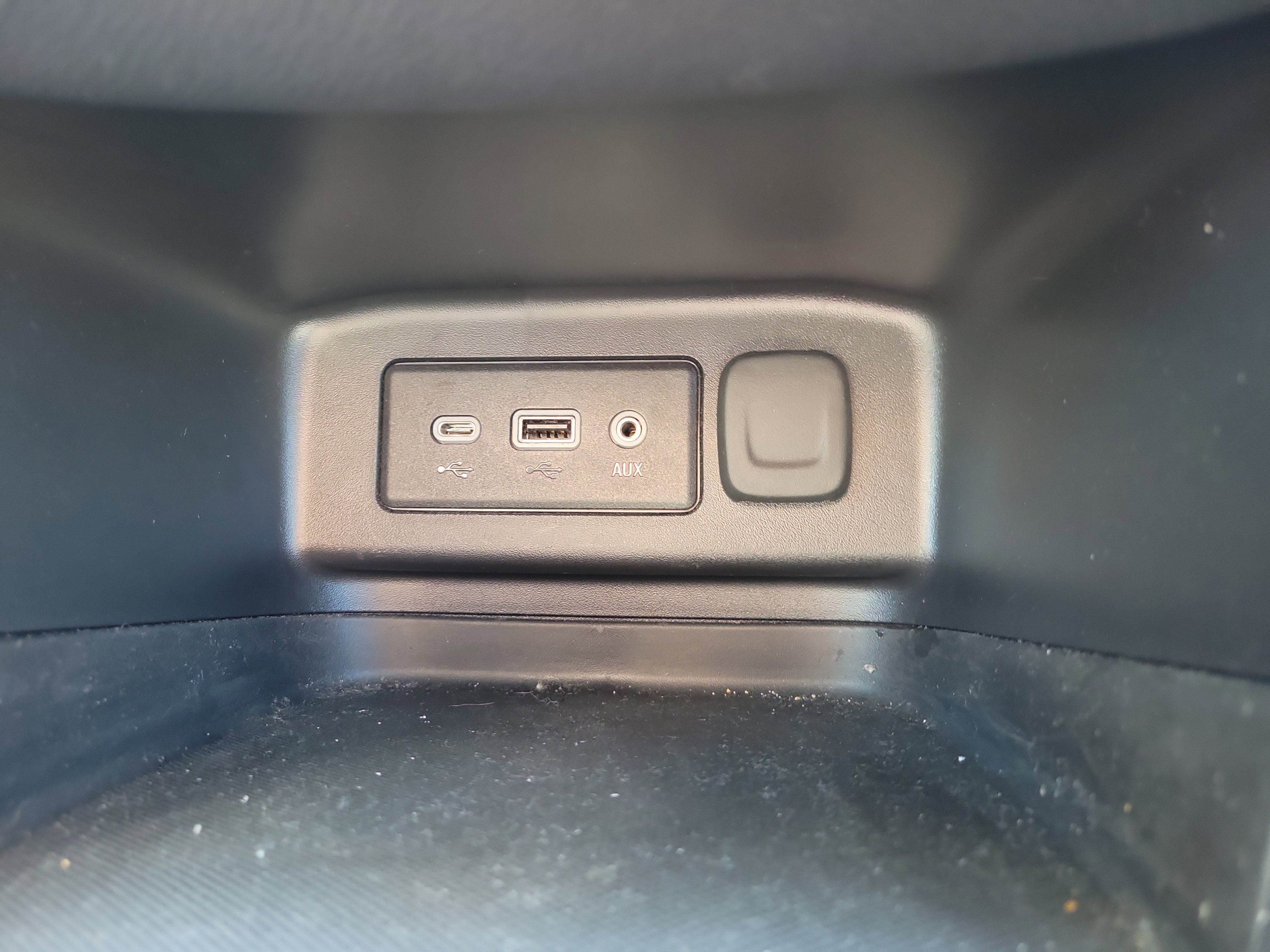 Used 2022 Chevrolet Equinox LT image 33