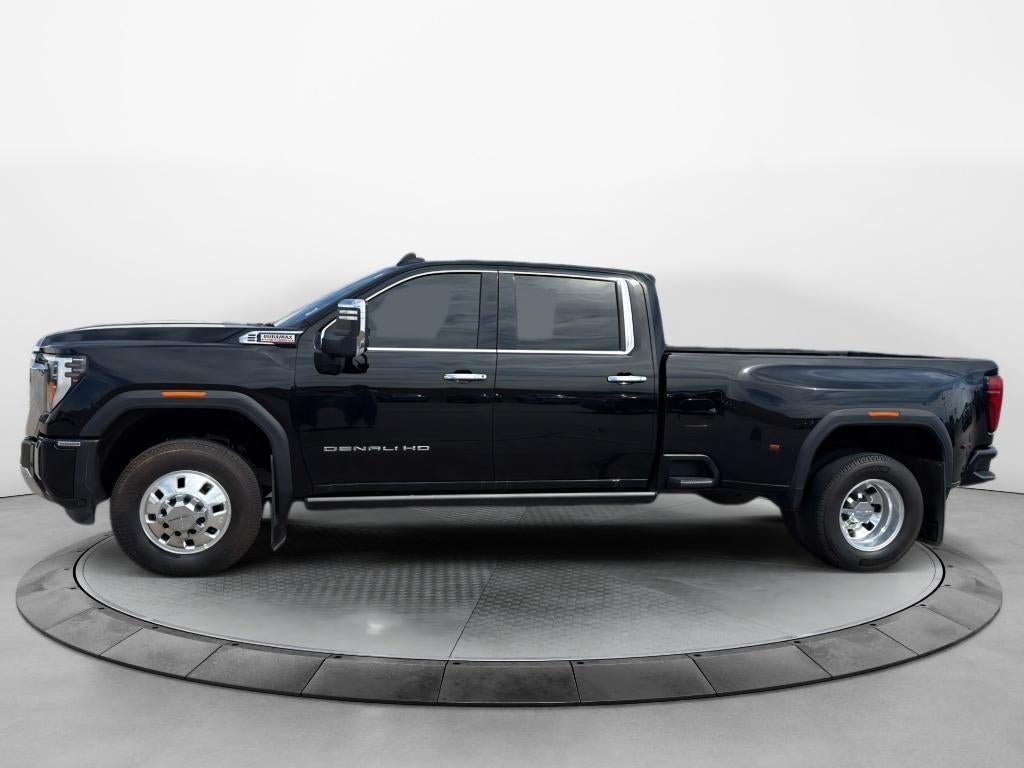 Certified 2025 GMC Sierra 3500 Denali w/ Denali Reserve Package AWD/4WD image 2