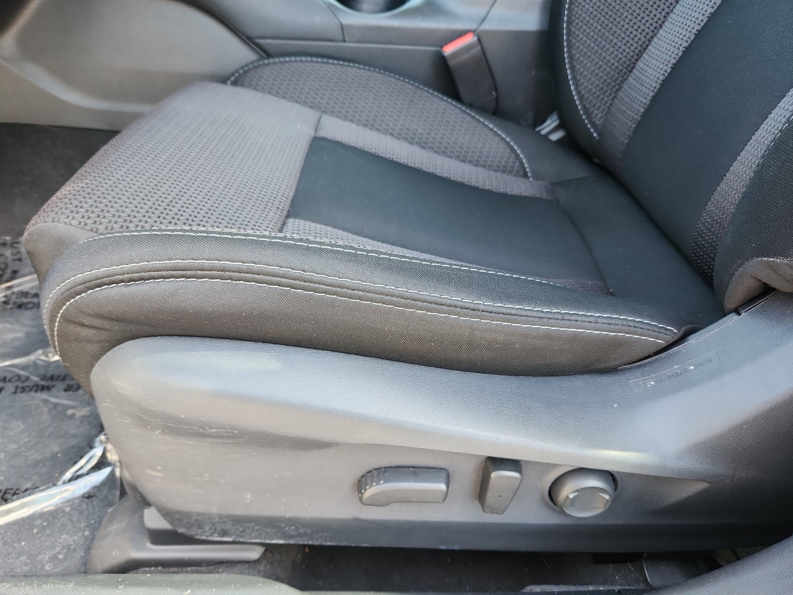 Used 2025 Subaru Outback Premium AWD/4WD image 14