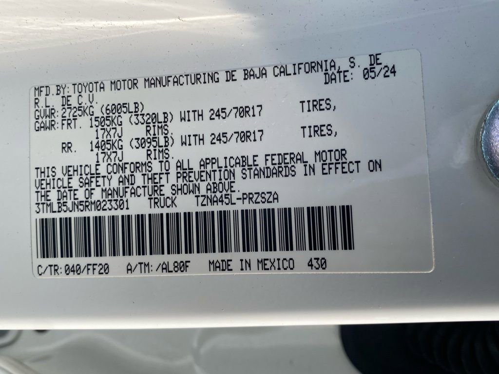 Used 2024 Toyota Tacoma SR5 w/ SR5 Upgrade Package image 22