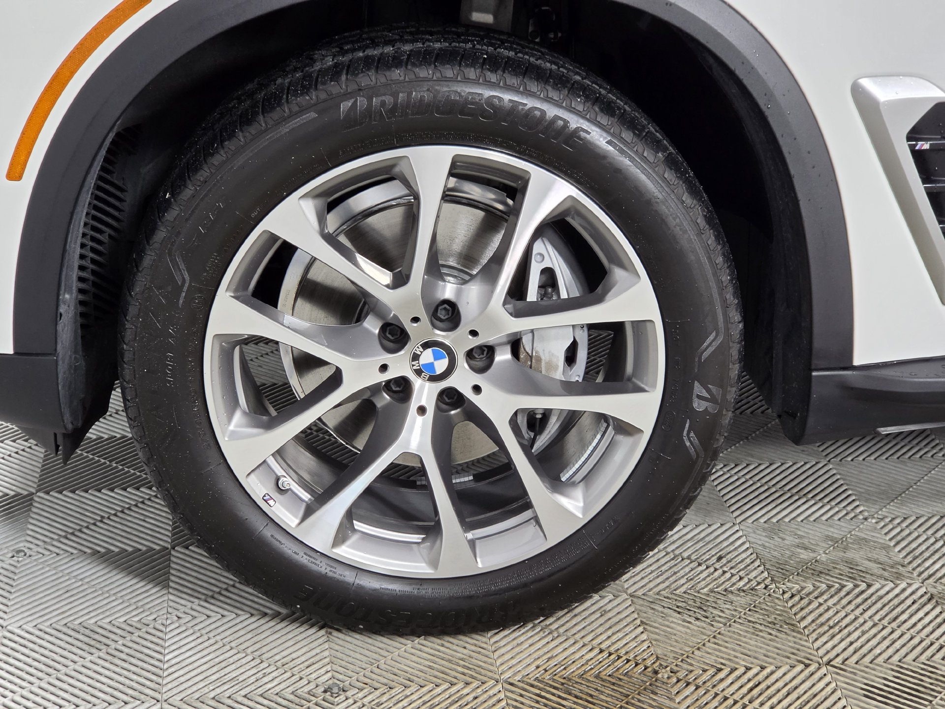 Used 2026 BMW X5 xDrive40i AWD/4WD image 45