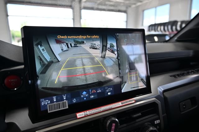 New 2026 Toyota Tacoma TRD Off-Road w/ TRD Off Road Premium Package AWD/4WD image 17