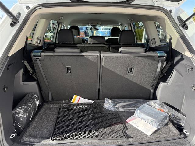 New 2026 Volkswagen Atlas SE image 30