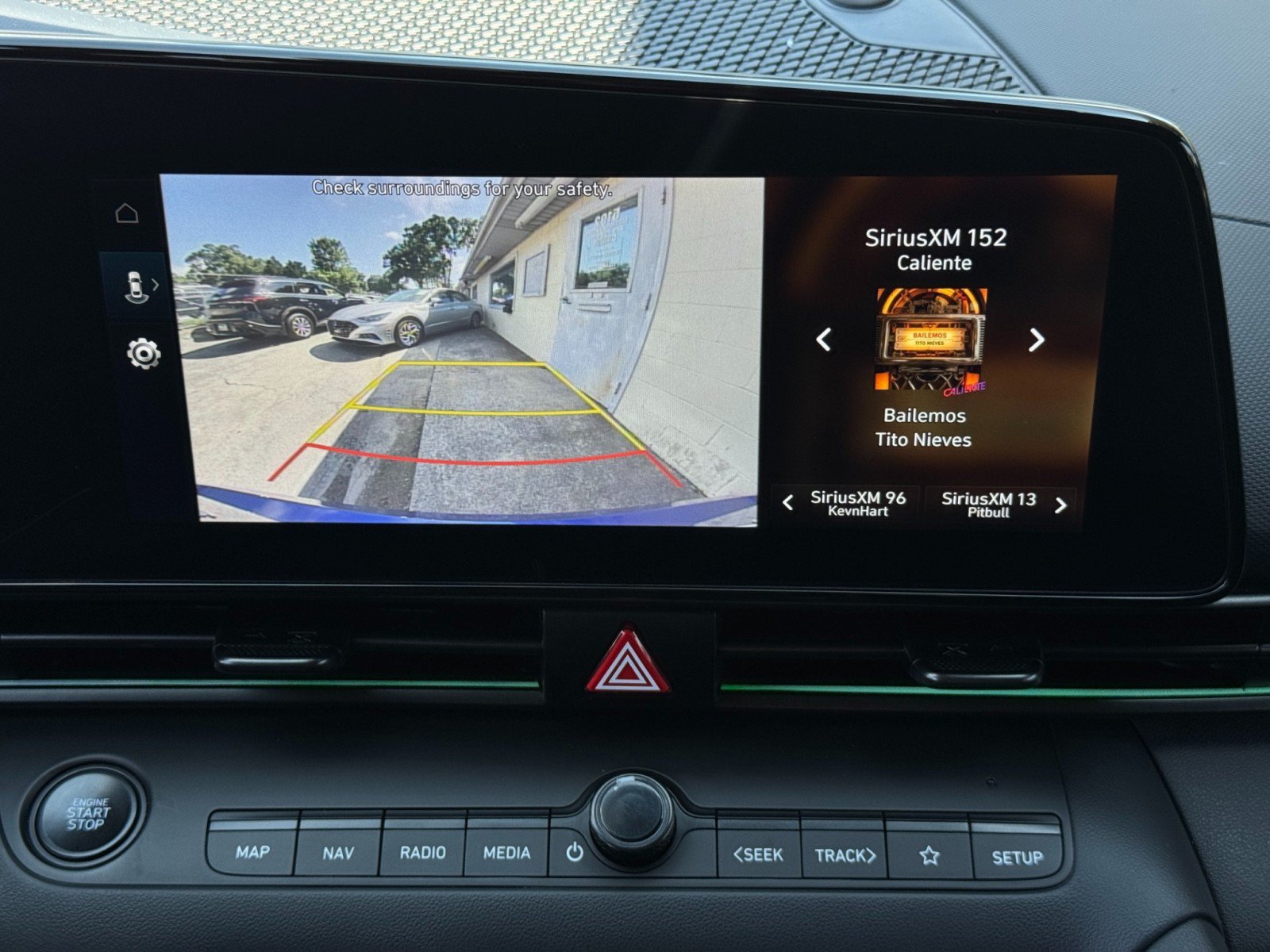 Used 2025 Hyundai Elantra SEL FWD image 26