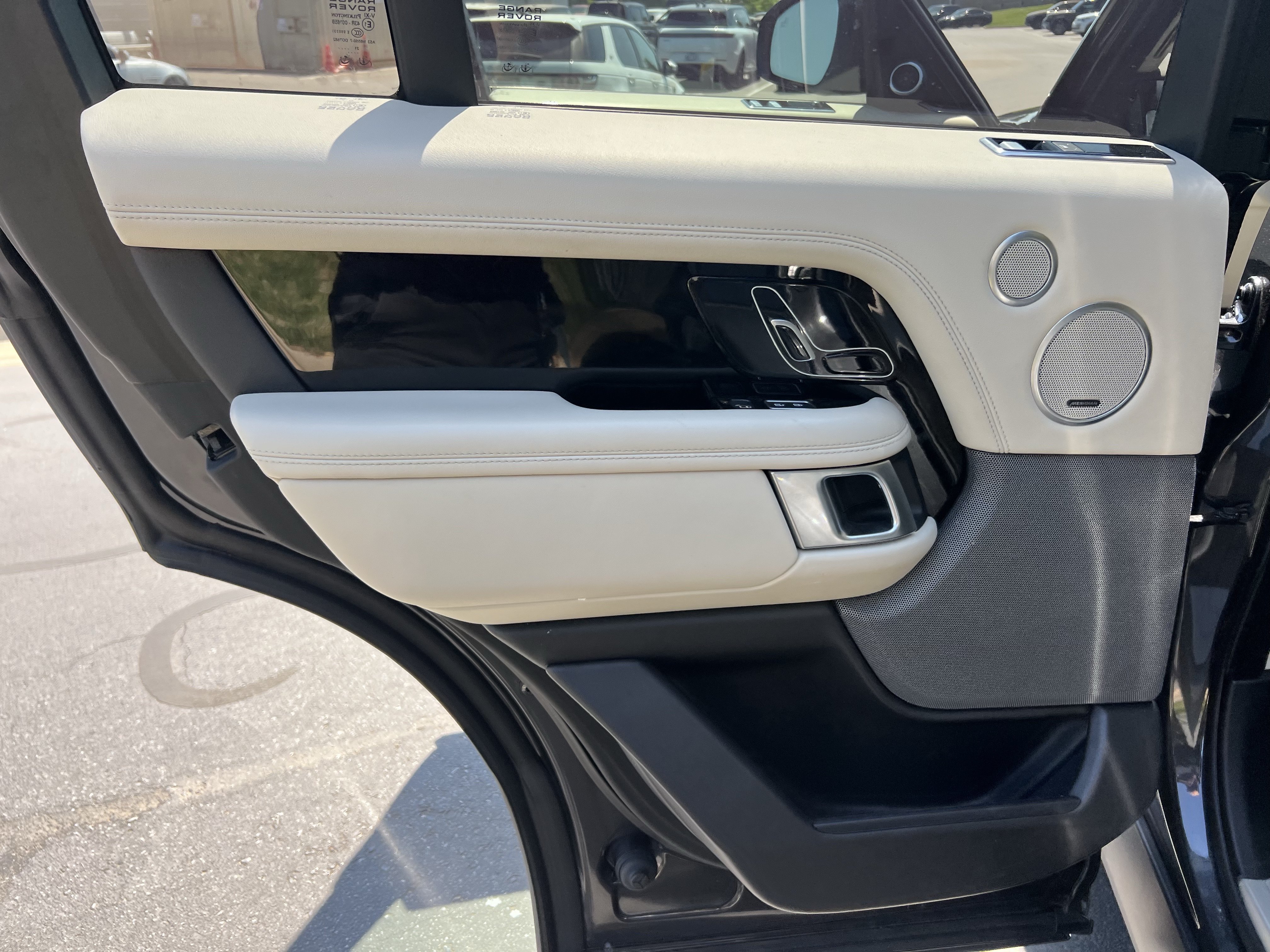 Certified 2022 Land Rover Range Rover Westminster Edition AWD/4WD image 29