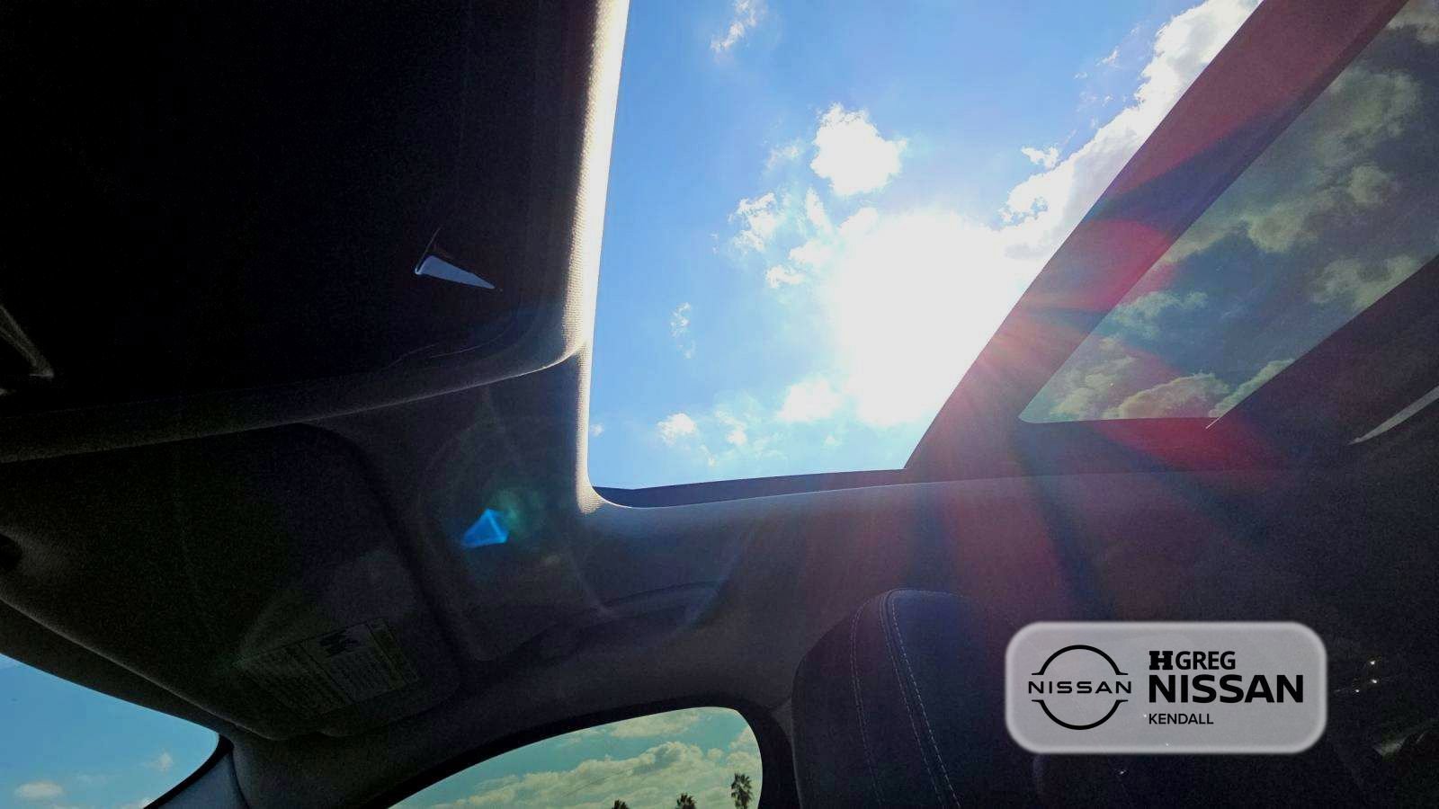 Used 2019 Land Rover Range Rover Velar S image 10