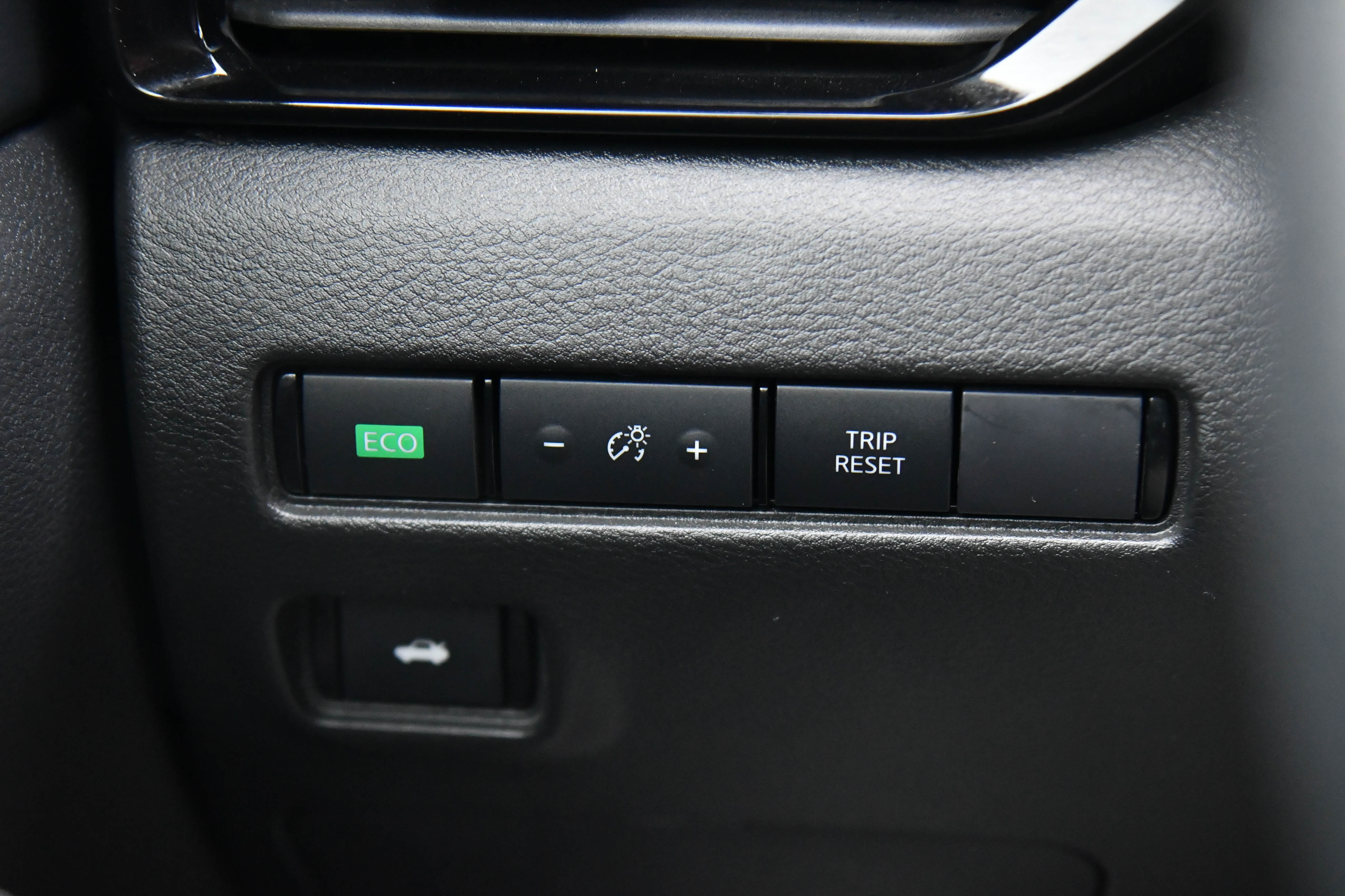 Used 2024 Nissan Sentra SV image 29