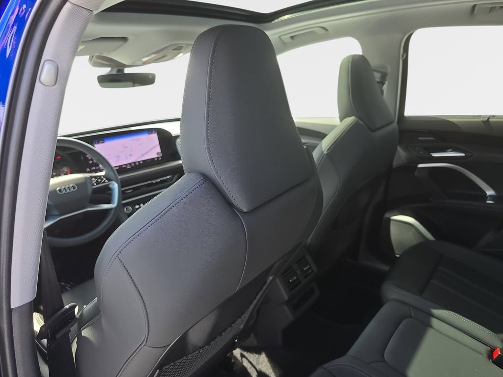 Certified 2025 Audi Q5 Premium Plus w/ Premium Plus AWD/4WD image 10