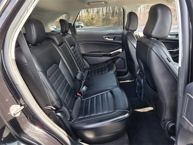 Used 2020 Ford Edge SEL image 12