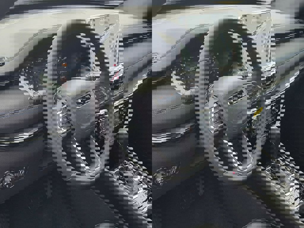 New 2026 Jeep Compass Latitude image 7