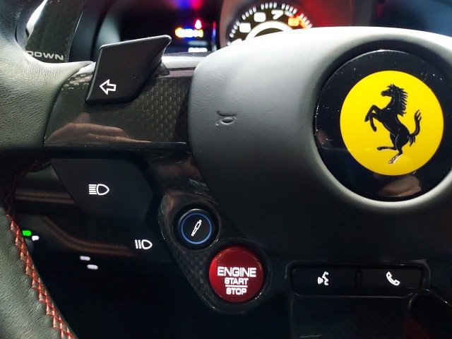 Used 2021 Ferrari F8 Tributo image 24