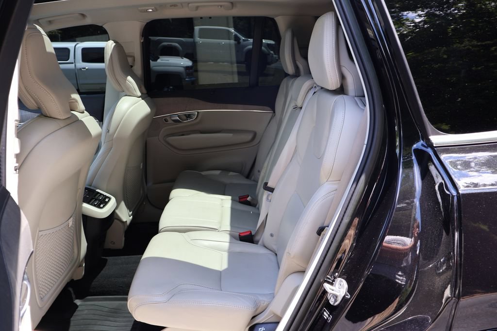 Used 2023 Volvo XC90 B6 Ultimate w/ Protection Package Premier AWD/4WD image 19