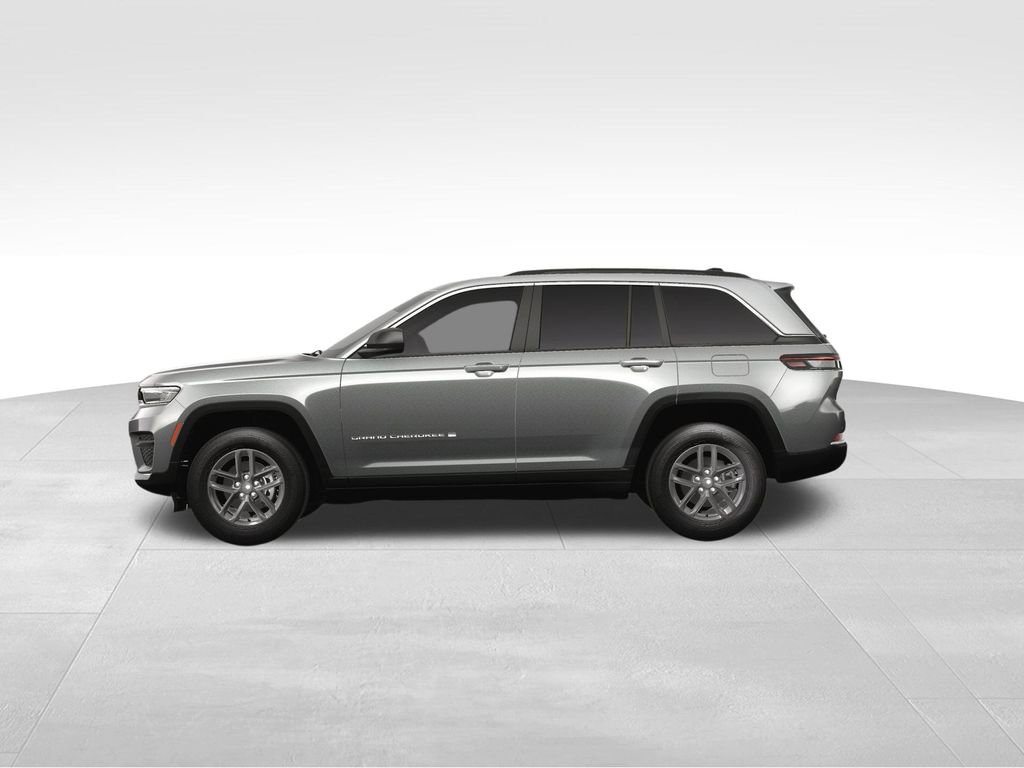 New 2025 Jeep Grand Cherokee Laredo X AWD/4WD image 3