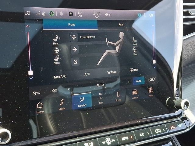 Used 2024 Jeep Wagoneer L Series II w/ Premium Group I image 16