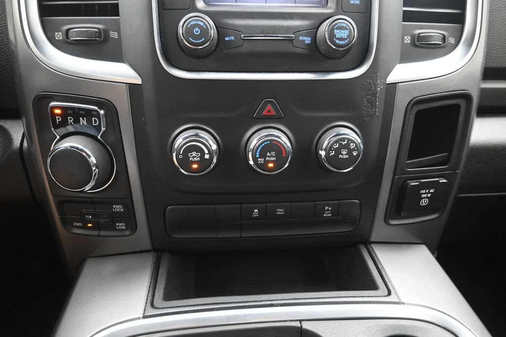 Used 2022 RAM 1500 Warlock AWD/4WD image 17