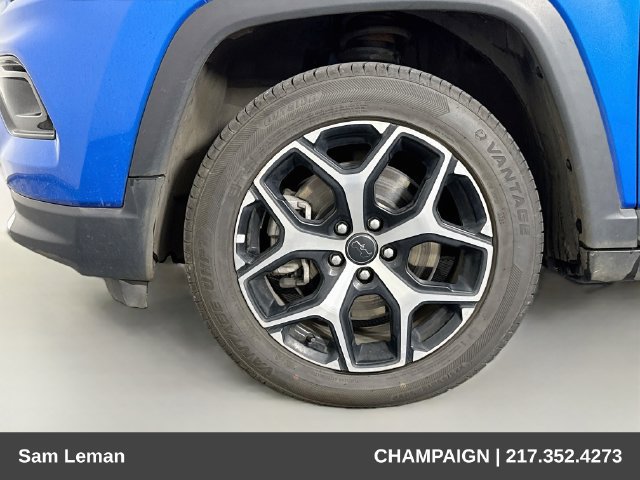 Used 2025 Jeep Compass Limited AWD/4WD image 28
