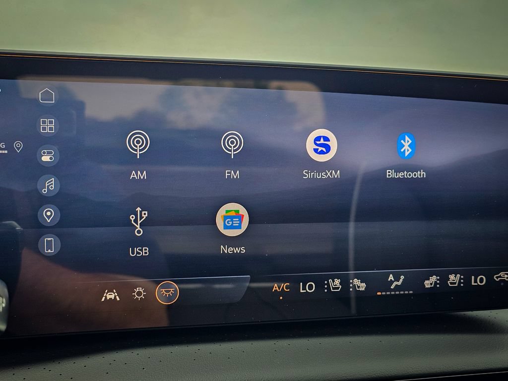 New 2026 Buick Enclave Avenir w/ Super Cruise Package AWD/4WD image 24