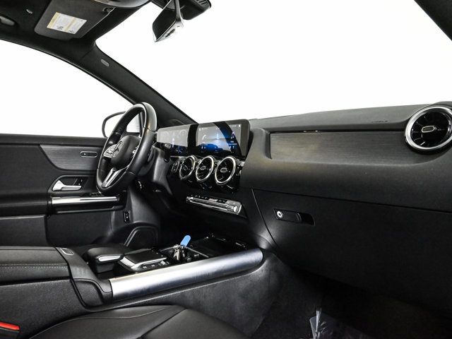Used 2022 Mercedes-Benz GLA 250 4MATIC image 24