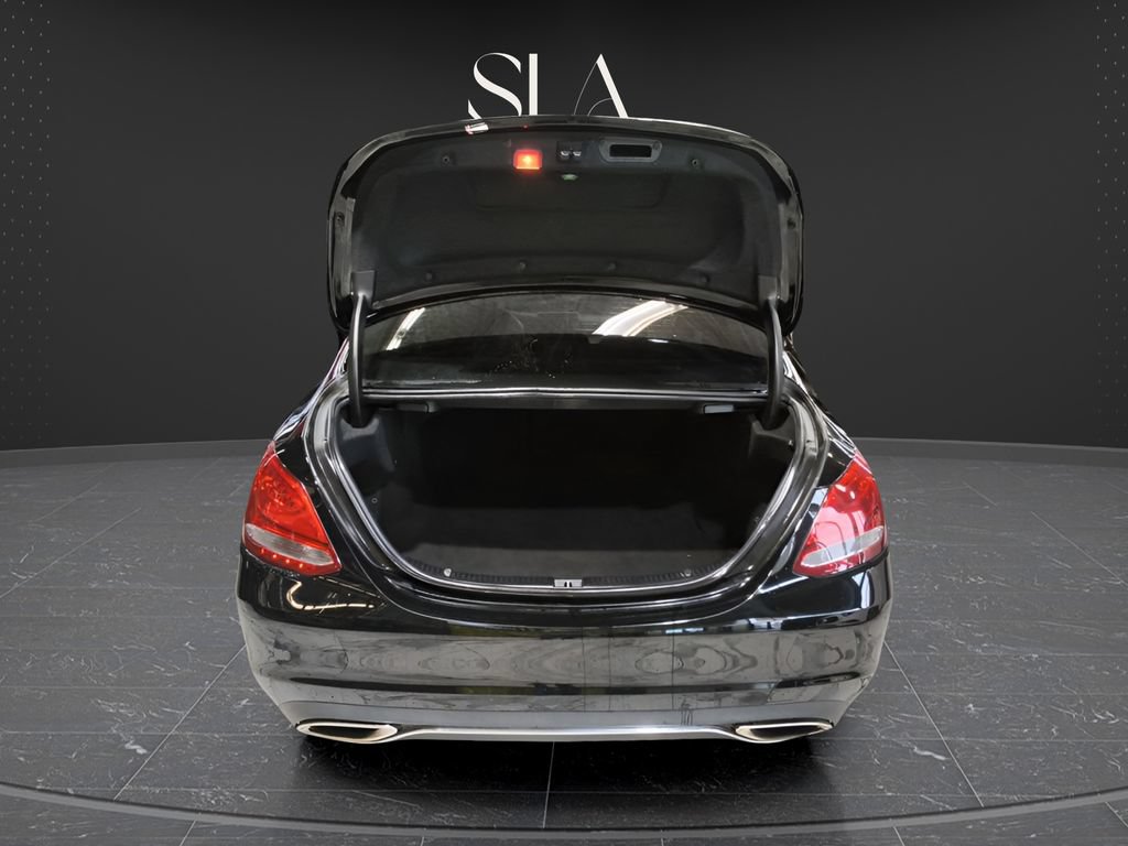 Used 2018 Mercedes-Benz C 300 Sedan w/ Premium Package image 8