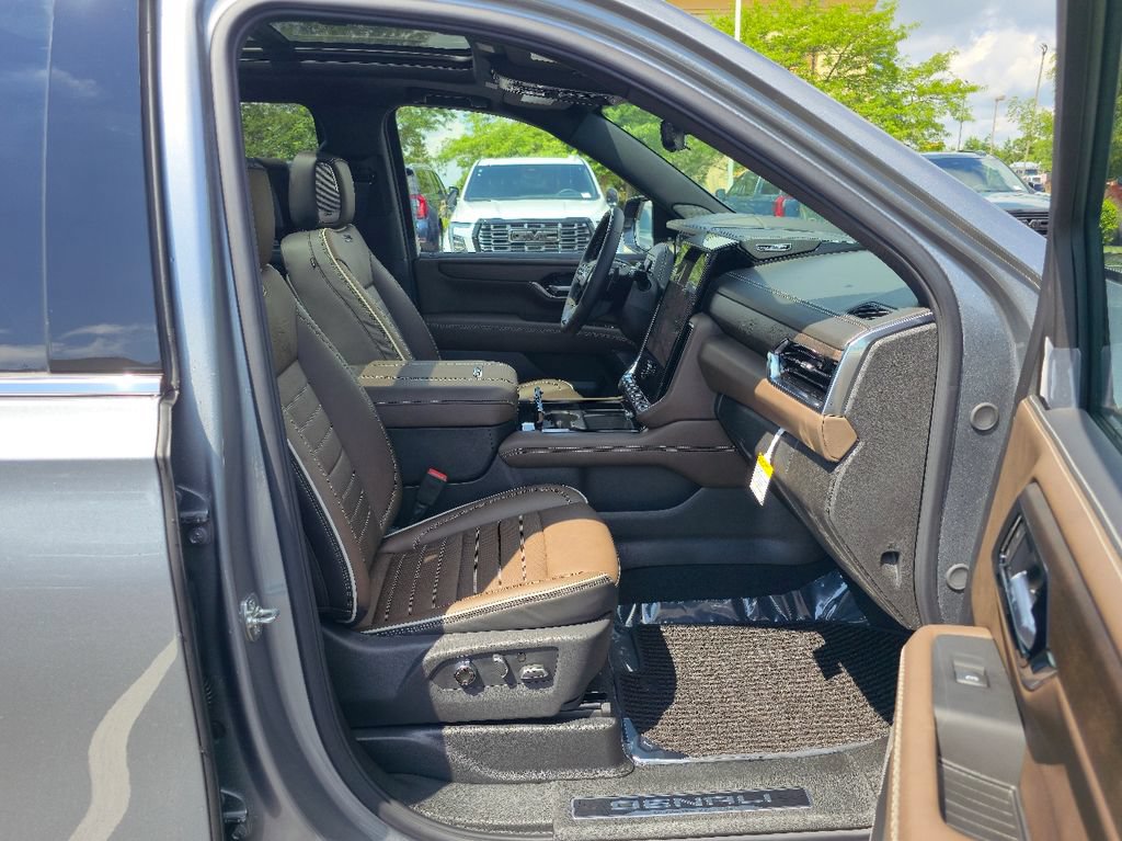 New 2026 GMC Yukon XL Denali Ultimate AWD/4WD image 28