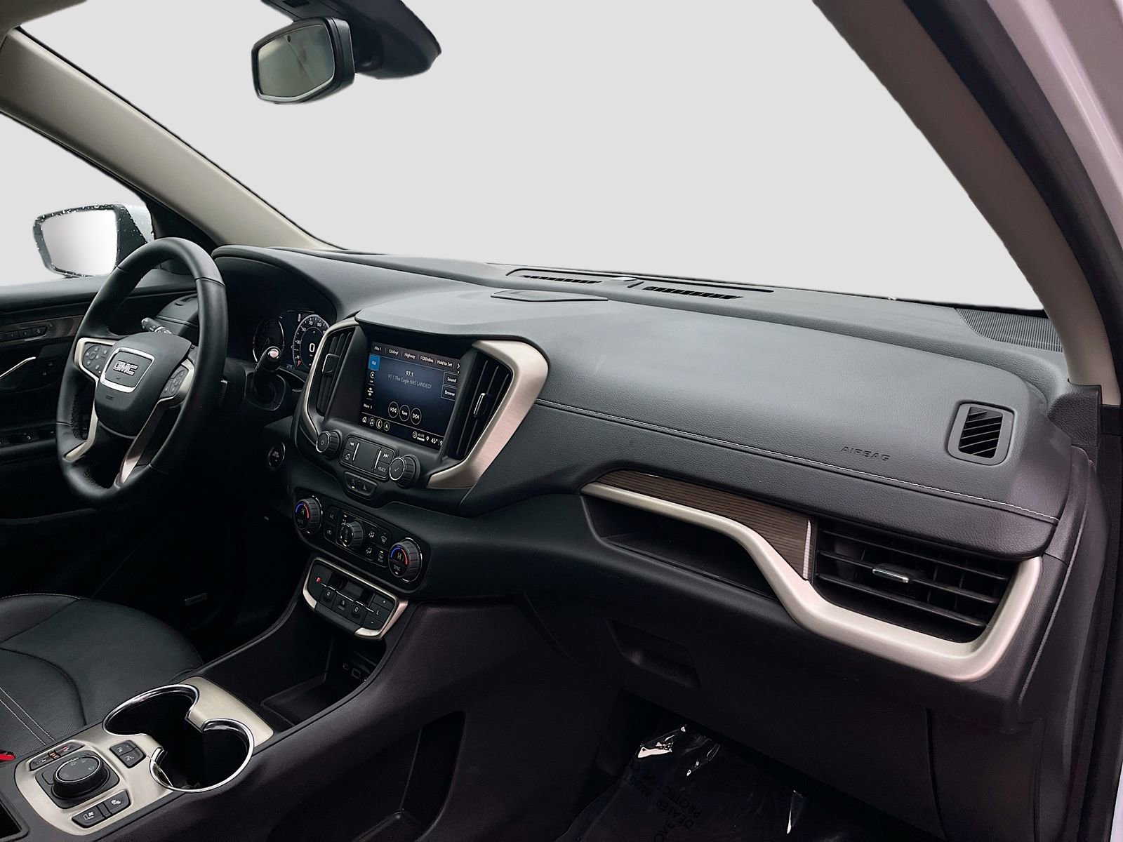 Used 2024 GMC Terrain Denali w/ Denali Premium Package image 31