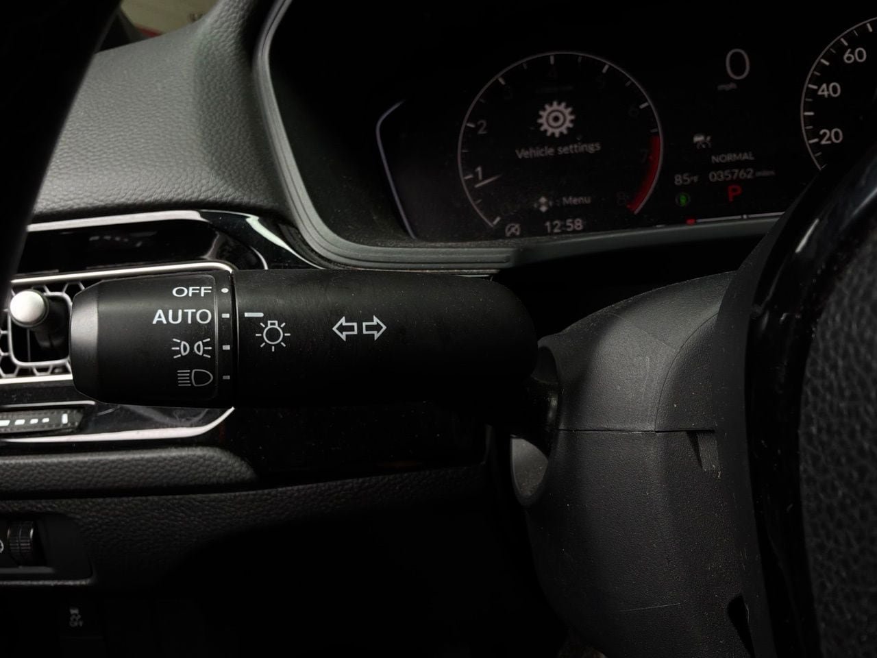 Used 2025 Honda Civic Sport image 31