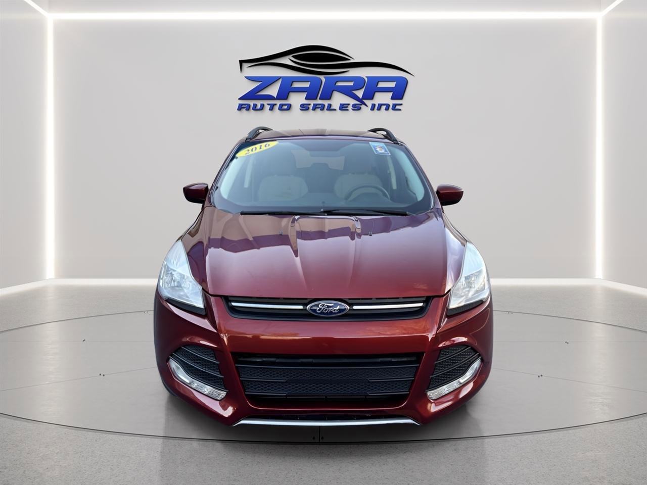Used 2016 Ford Escape SE w/ Equipment Group 201A image 9