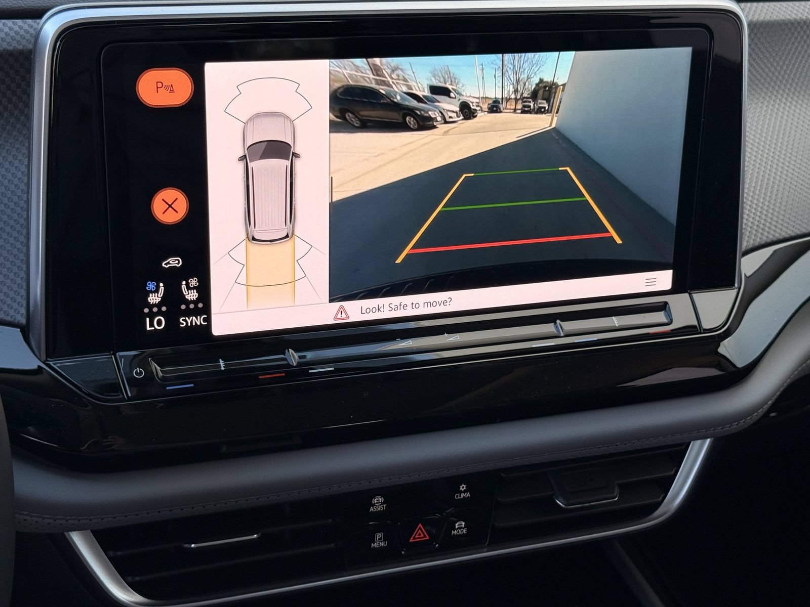 New 2026 Volkswagen Atlas Peak Edition AWD/4WD image 18