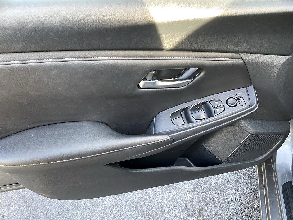 Used 2024 Nissan Sentra SV image 15