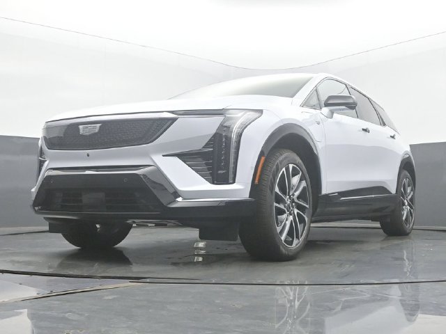 New 2026 Cadillac Optiq Sport 1 w/ LPO, Floor Liner Package AWD/4WD image 47