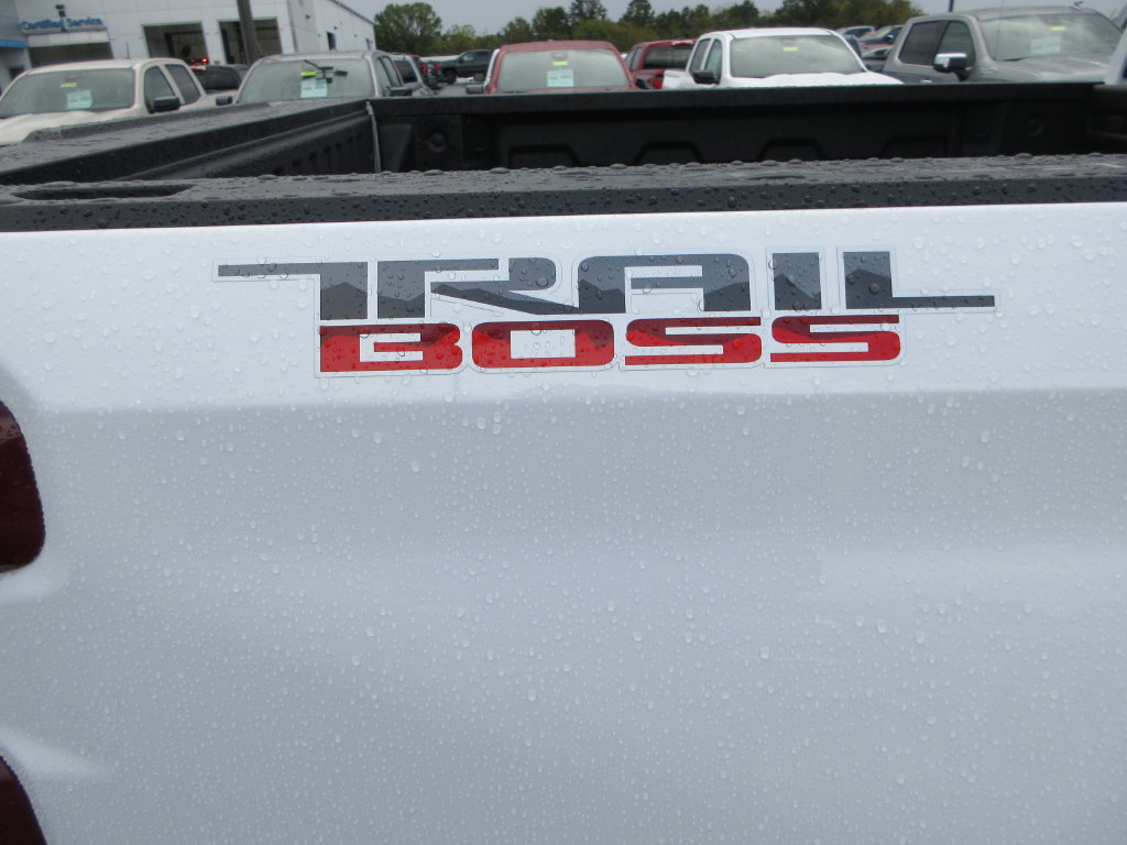 New 2026 Chevrolet Silverado 1500 Custom Trail Boss AWD/4WD image 12
