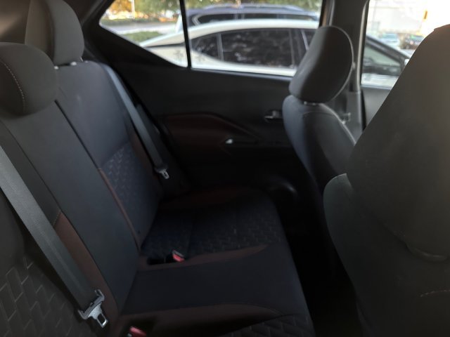 Certified 2023 Nissan Kicks SR FWD image 3