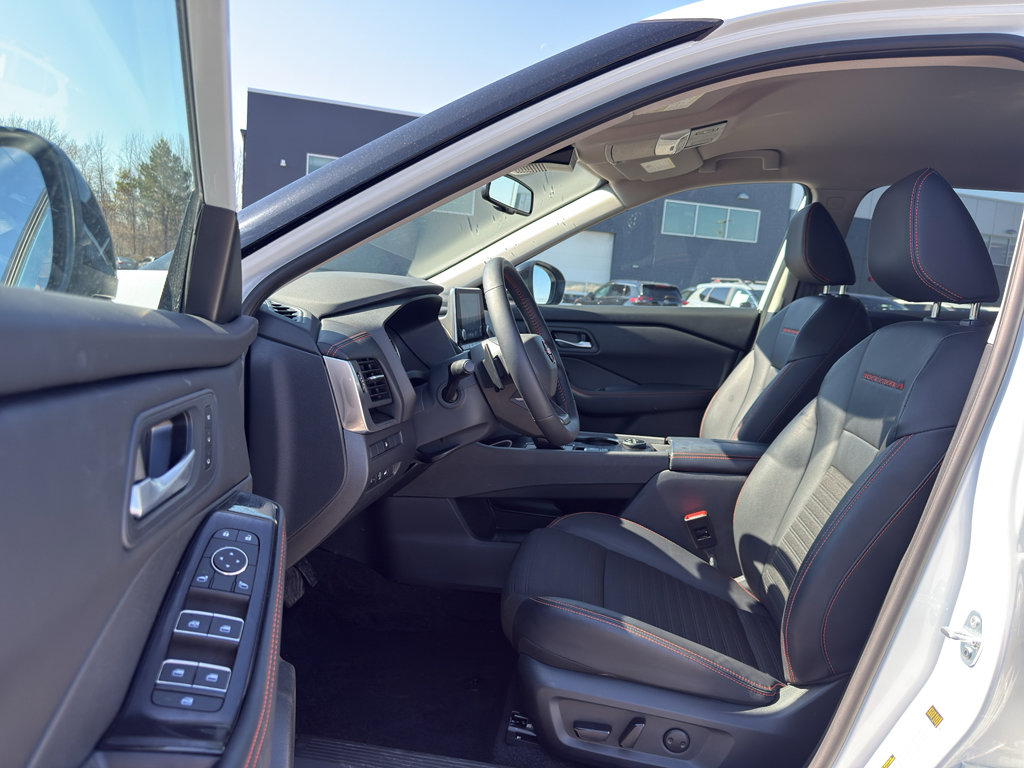 Certified 2025 Nissan Rogue SV w/ Rock Creek Premium Package image 11