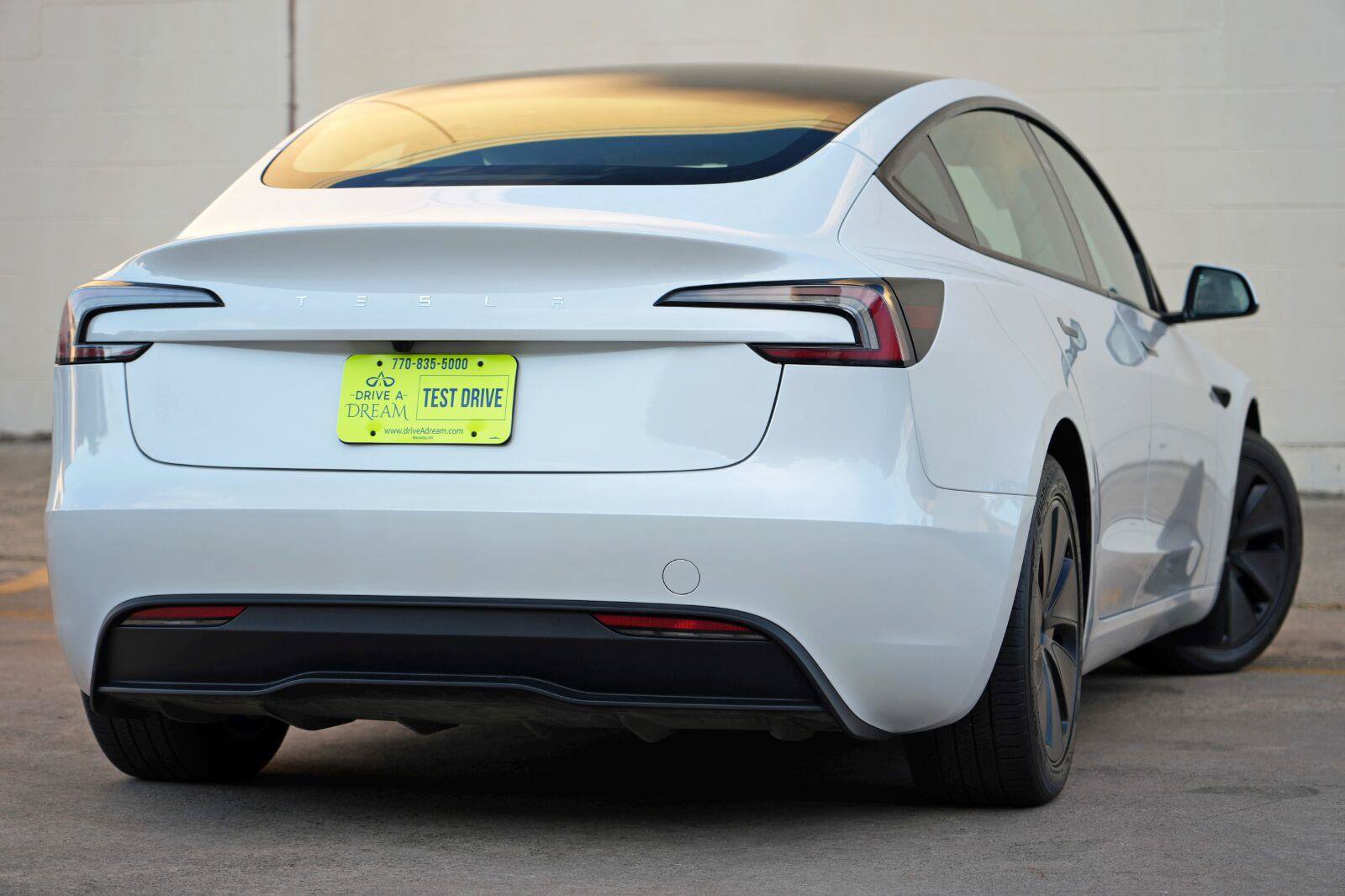 Used 2024 Tesla Model 3 Long Range RWD image 4