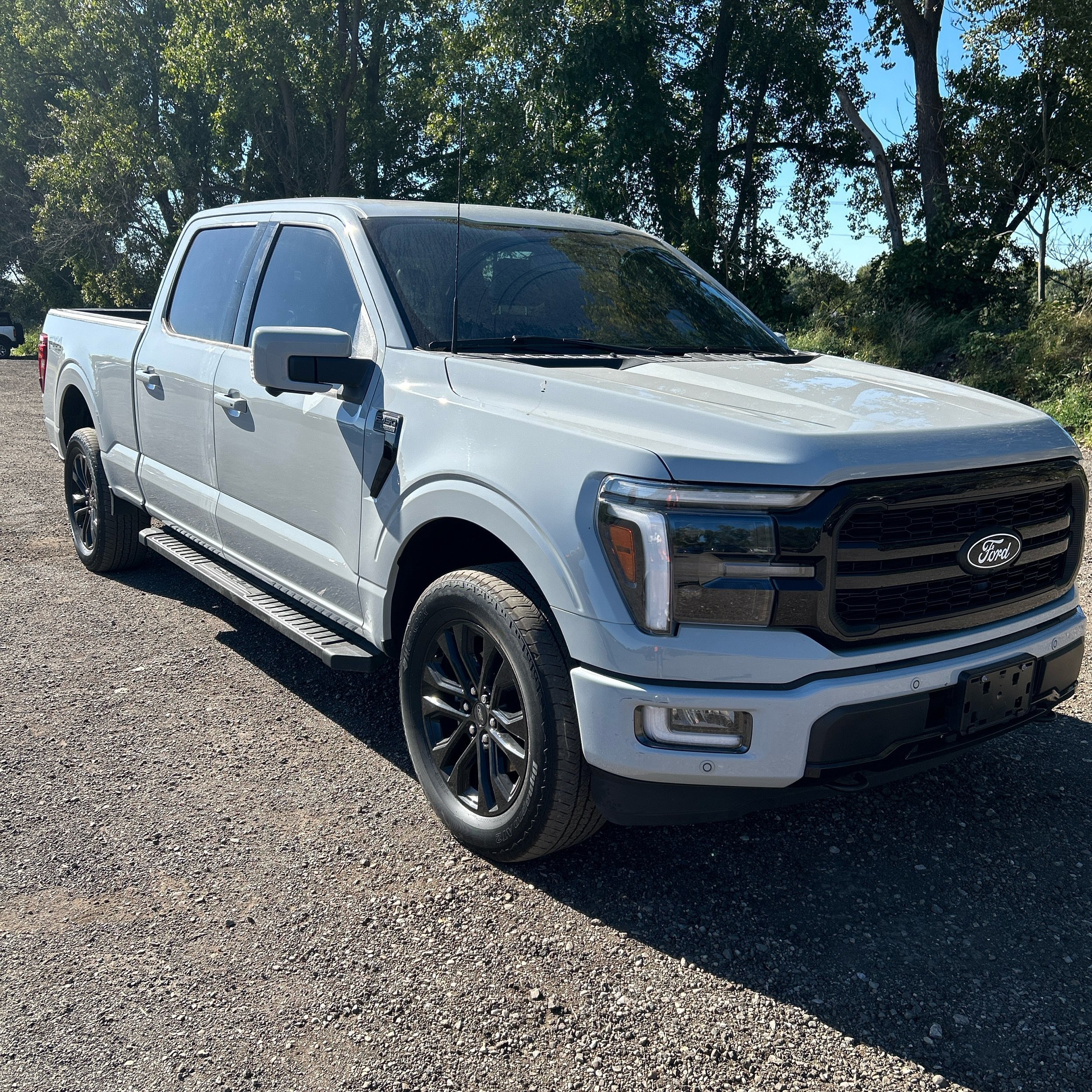 Used 2024 Ford F150 Lariat w/ Equipment Group 502A High AWD/4WD image 3