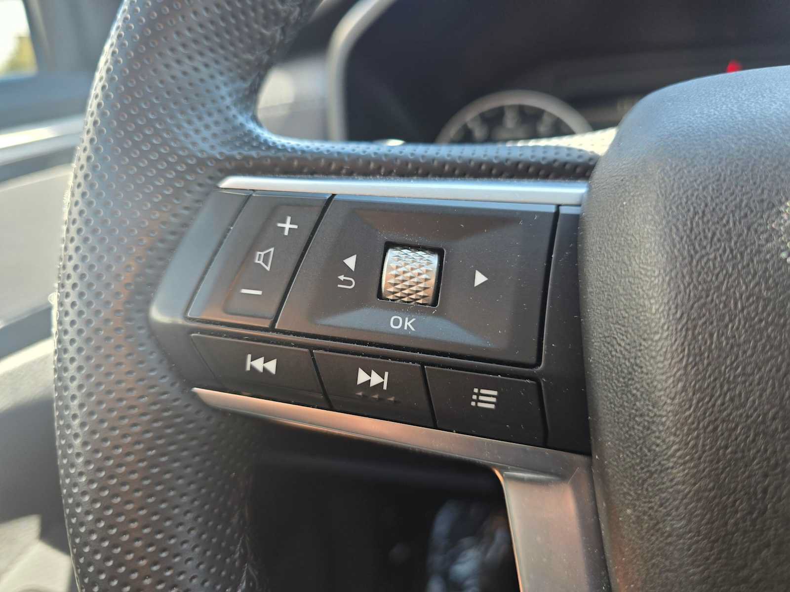 Used 2025 Mitsubishi Outlander SE AWD/4WD image 33