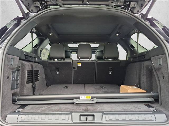 New 2026 Land Rover Discovery Limited Edition AWD/4WD image 25