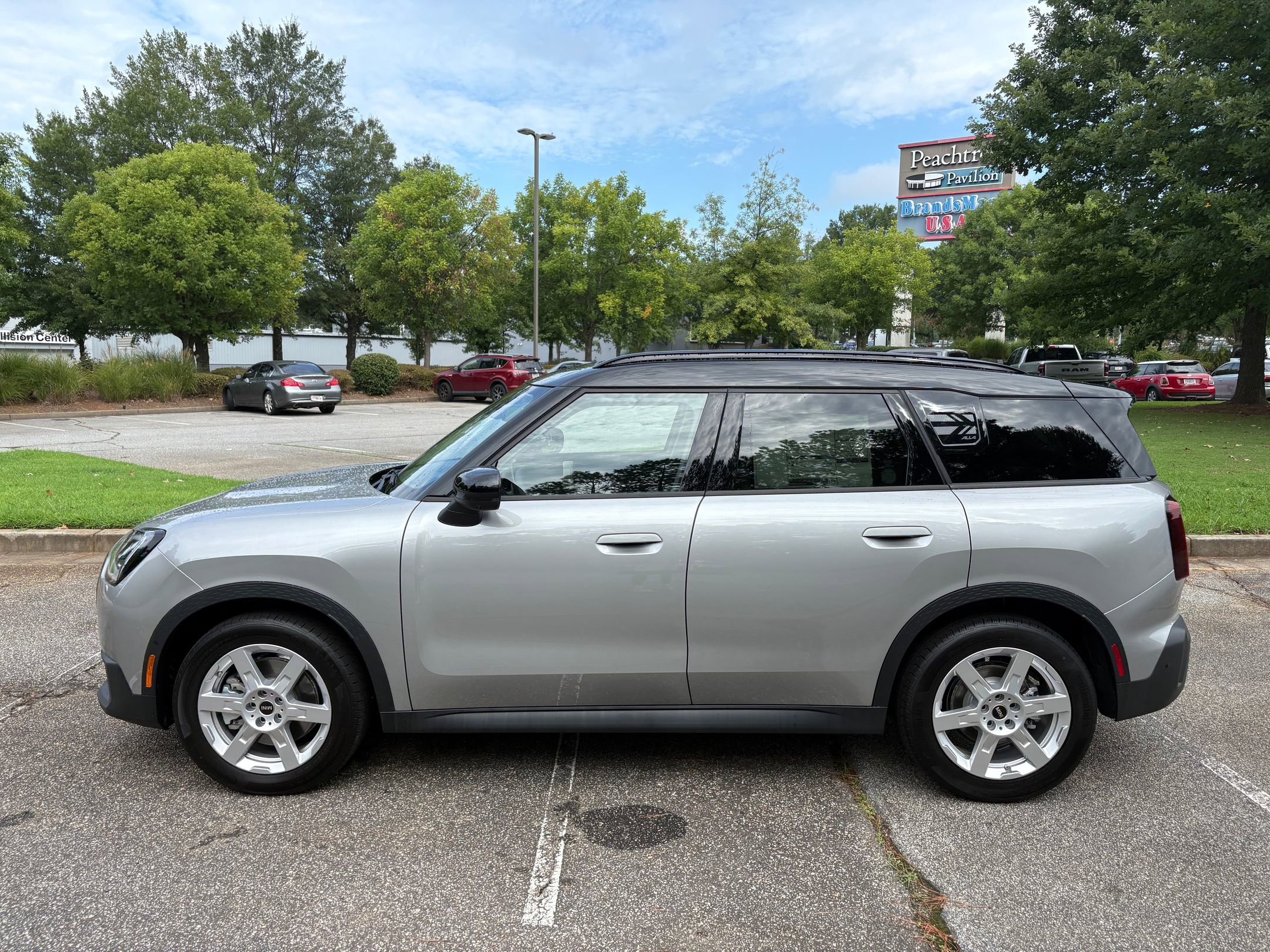 New 2025 MINI Cooper Countryman S image 2