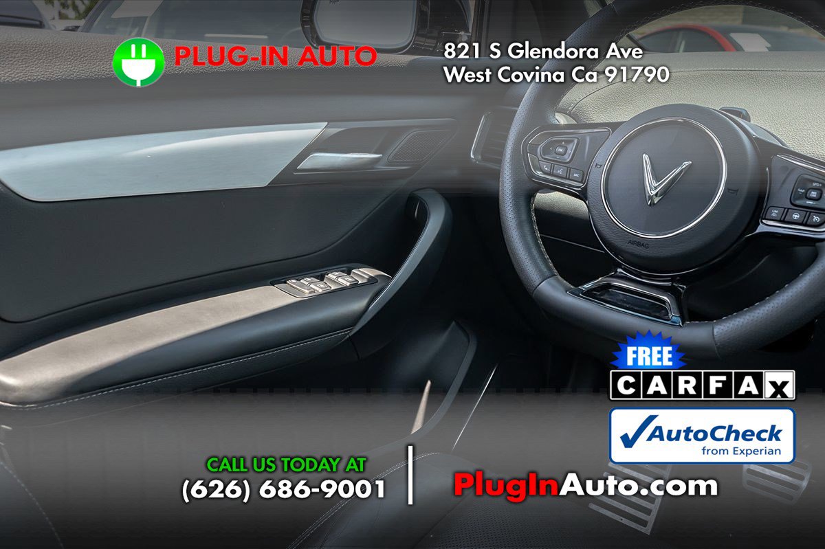 Used 2023 VinFast VF 8 Plus image 14