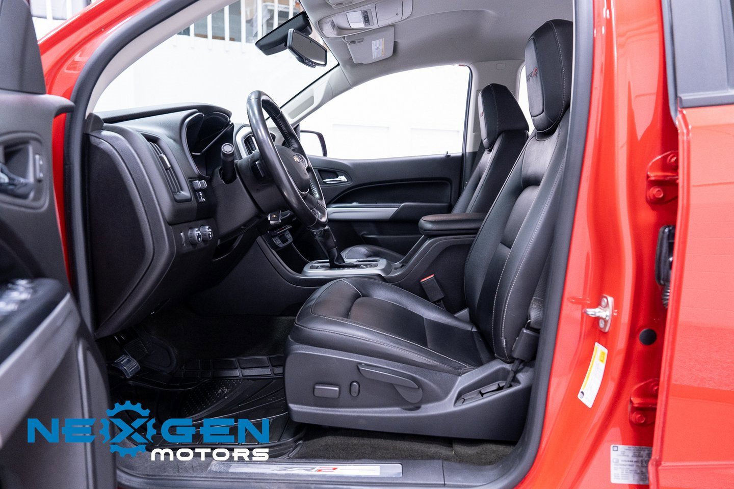 Used 2018 Chevrolet Colorado ZR2 image 24