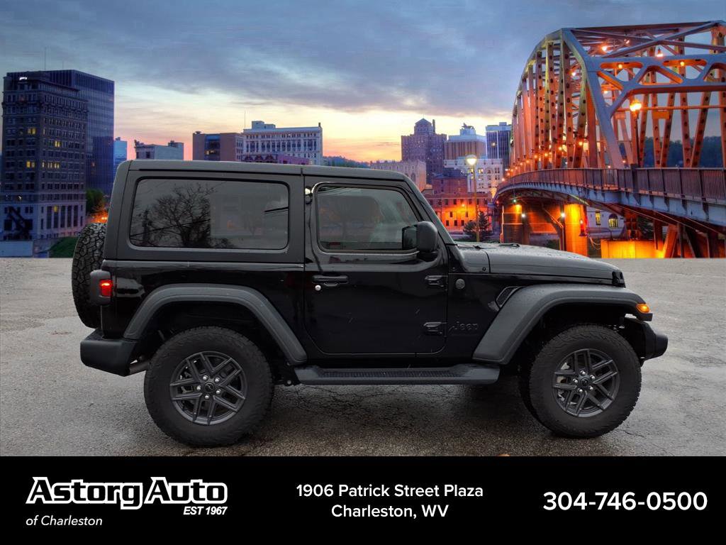 Used 2025 Jeep Wrangler Sport S image 2