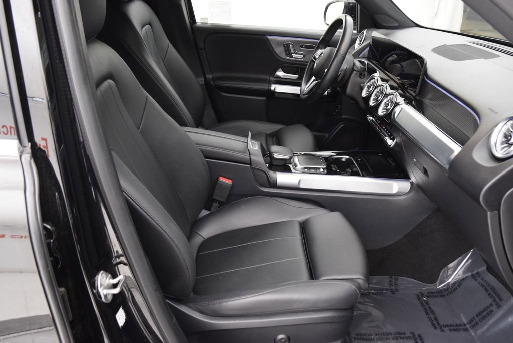 Certified 2022 Mercedes-Benz GLB 250 image 16
