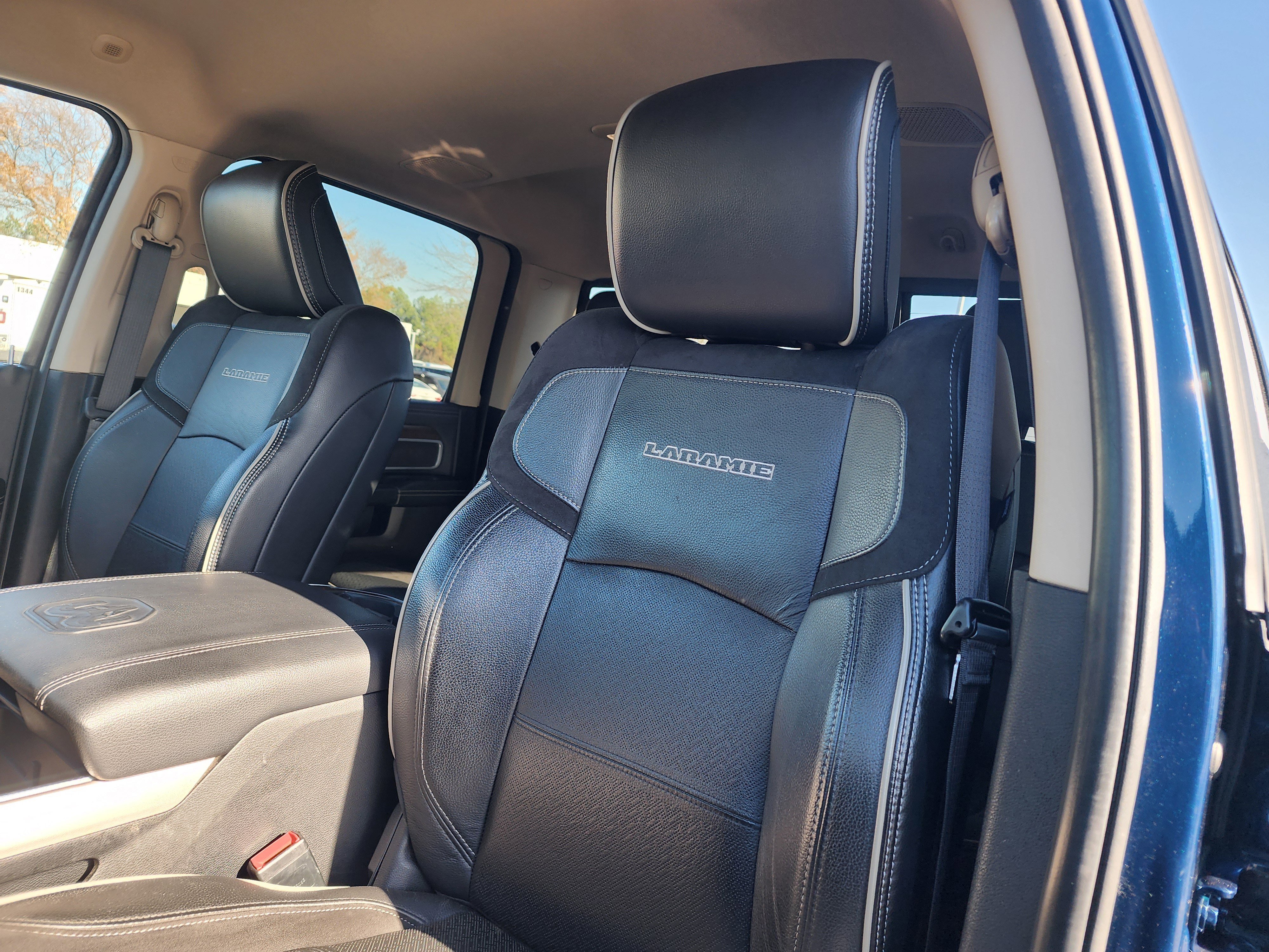 Used 2022 RAM 2500 Laramie w/ Body Color Bumper Group image 24