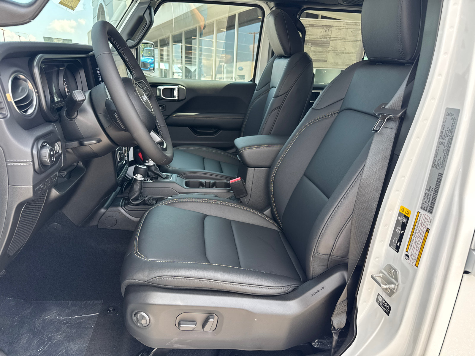 New 2026 Jeep Gladiator Sport AWD/4WD image 9