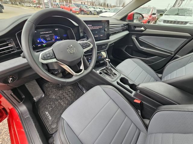 Used 2025 Volkswagen Jetta SE w/ Sunroof Package image 15