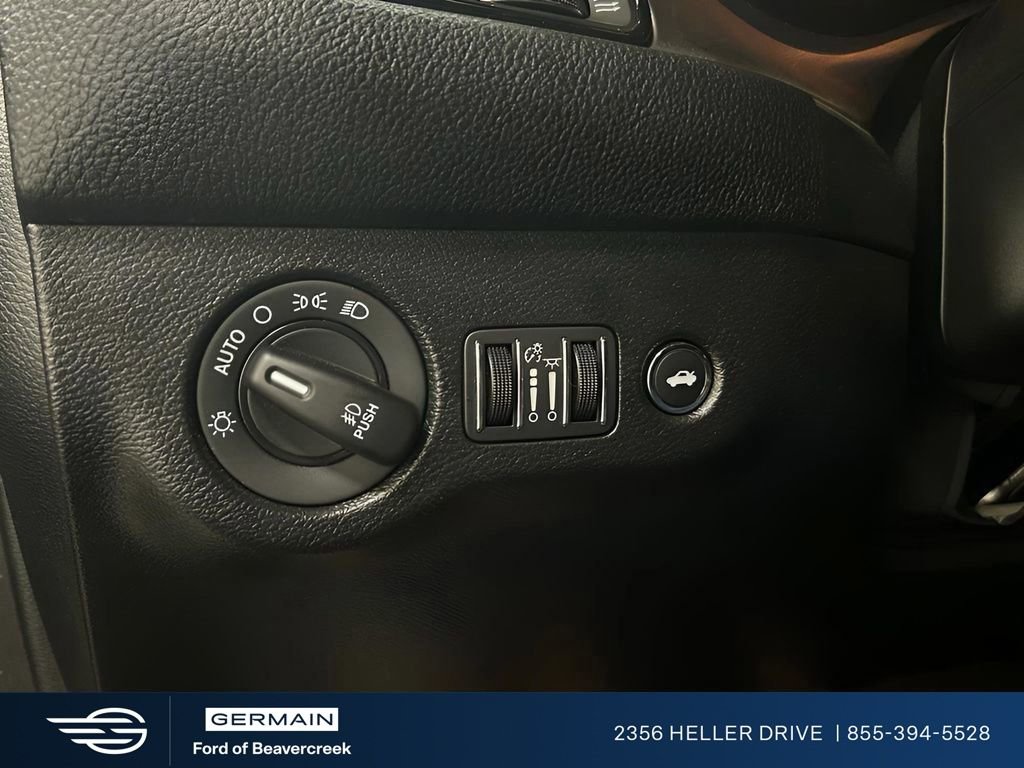 Used 2022 Dodge Challenger R/T Scat Pack w/ T/A Package image 11