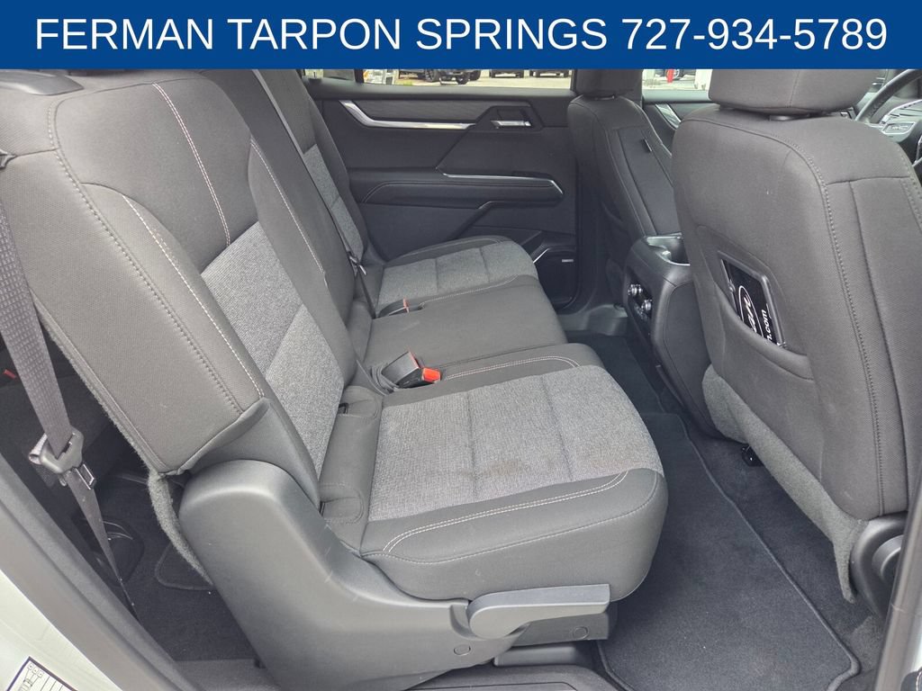 Used 2025 GMC Acadia Elevation FWD image 16